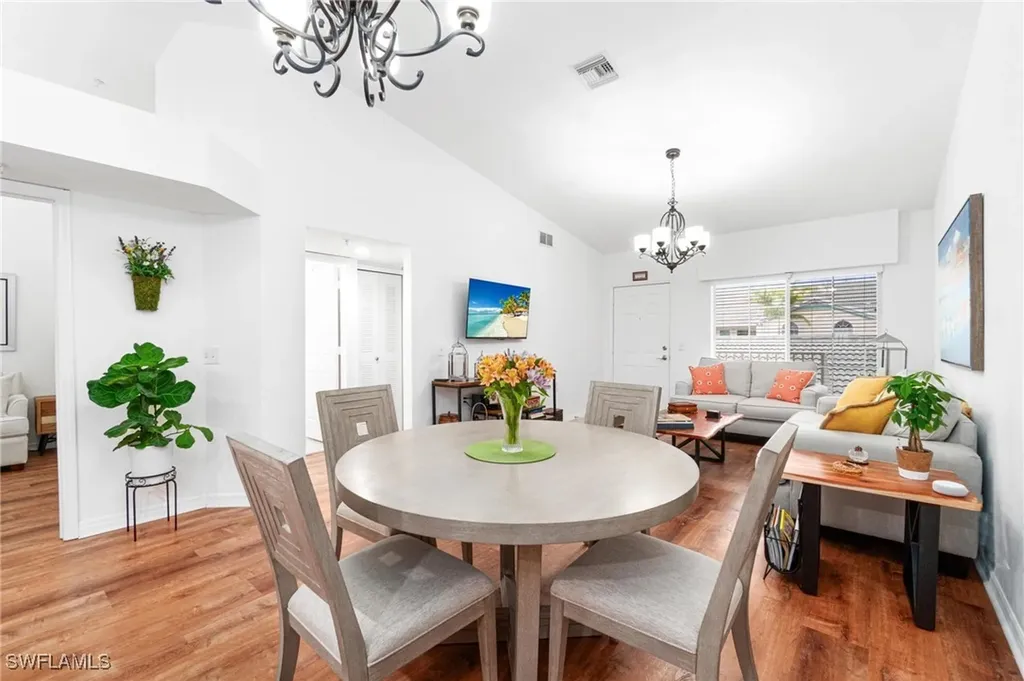 4945 Cougar Court S Naples FL 34109