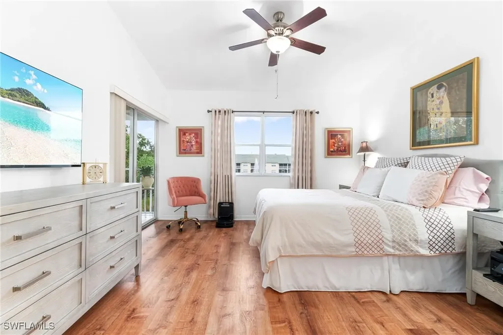 4945 Cougar Court S Naples FL 34109