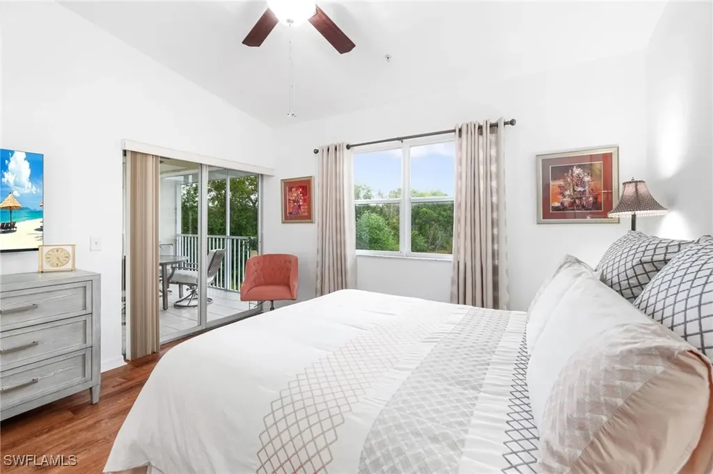 4945 Cougar Court S Naples FL 34109