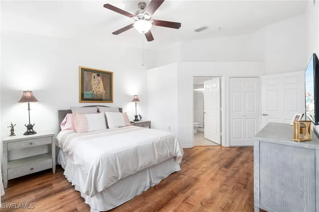 4945 Cougar Court S Naples FL 34109