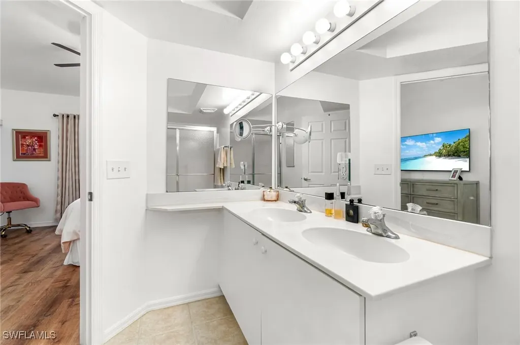 4945 Cougar Court S Naples FL 34109