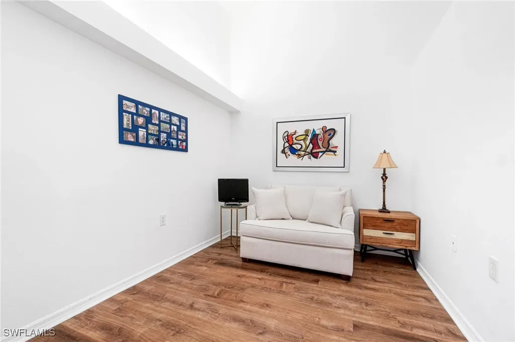 4945 Cougar Court S Naples FL 34109