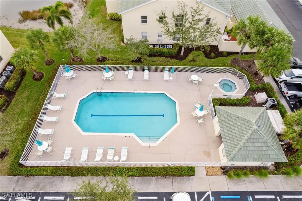 4945 Cougar Court S Naples FL 34109