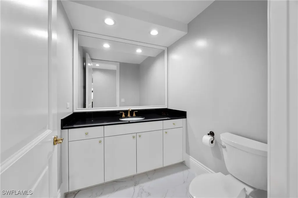 5051 Pelican Colony Boulevard Bonita Springs FL 34134