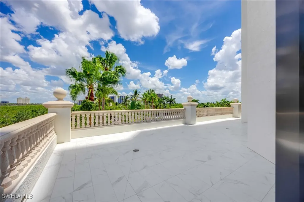 5051 Pelican Colony Boulevard Bonita Springs FL 34134