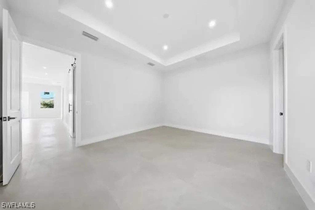 11607 Pawley Avenue Bonita Springs FL 34135