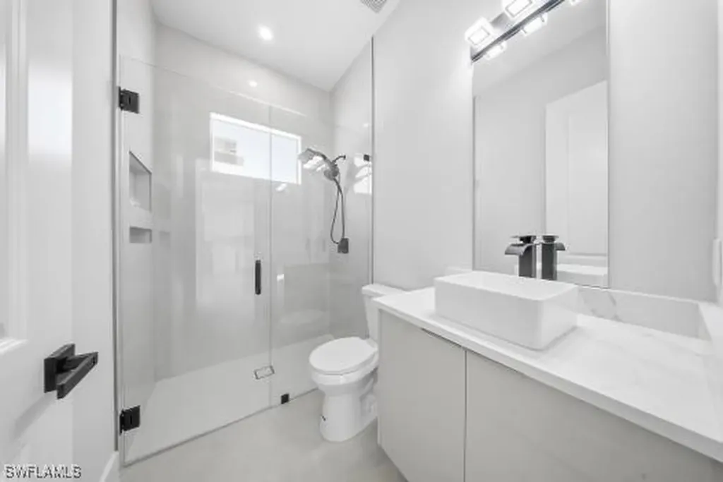 11607 Pawley Avenue Bonita Springs FL 34135