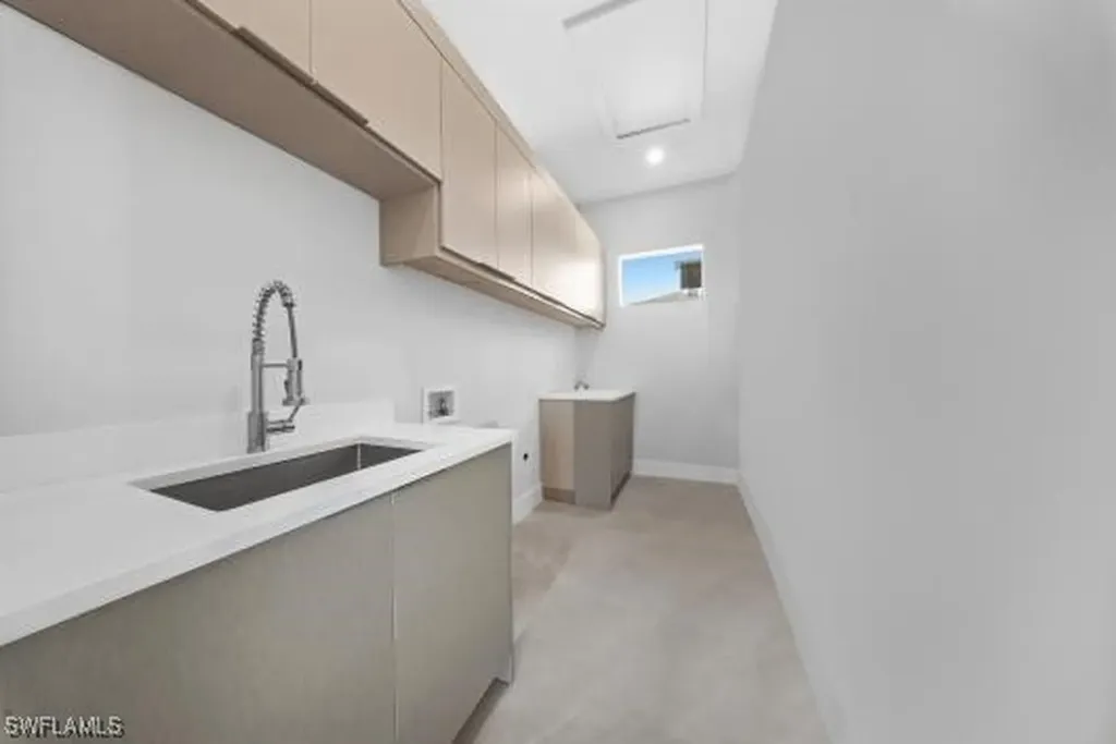 11607 Pawley Avenue Bonita Springs FL 34135