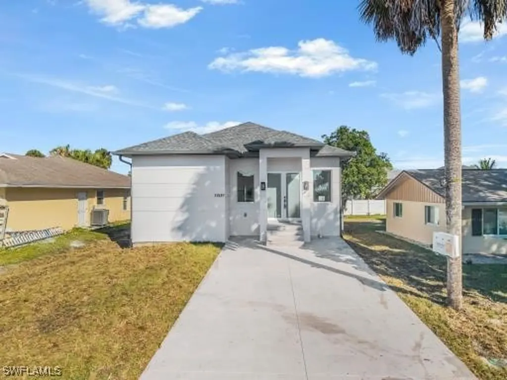 11607 Pawley Avenue Bonita Springs FL 34135