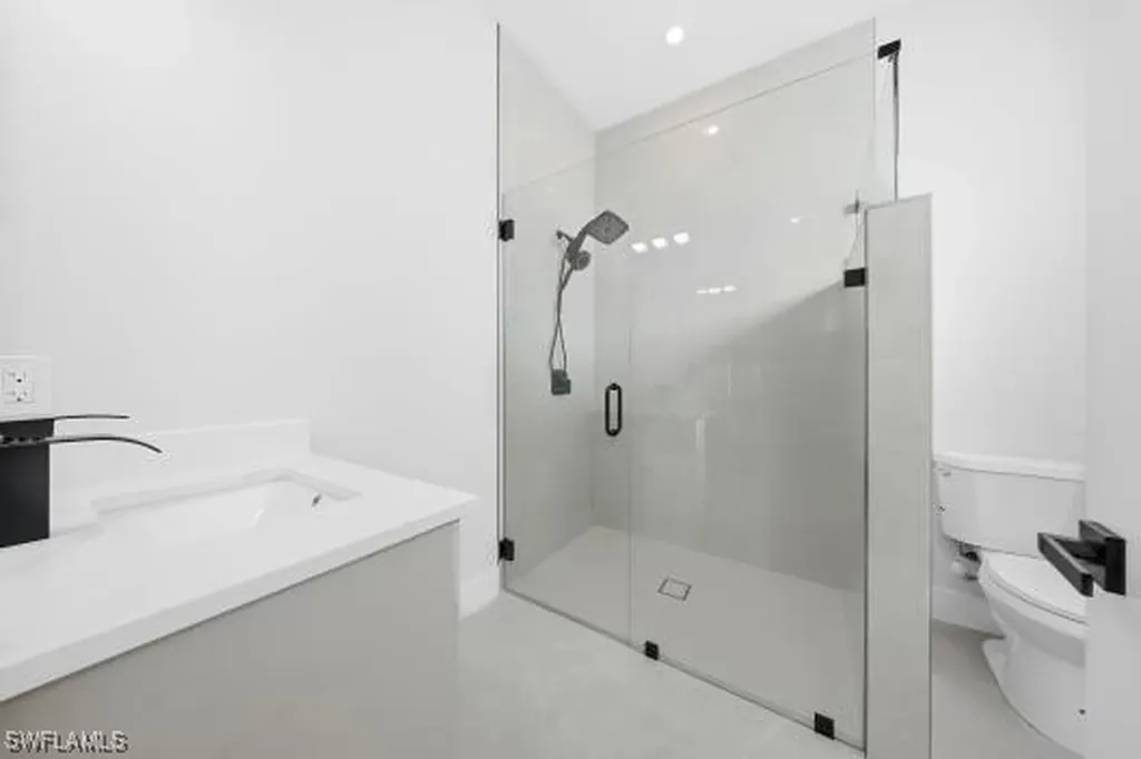 11607 Pawley Avenue Bonita Springs FL 34135