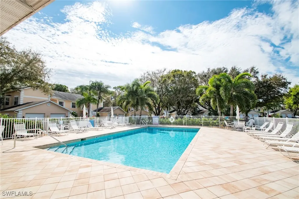 440 Wiggins Lake Court Naples FL 34110