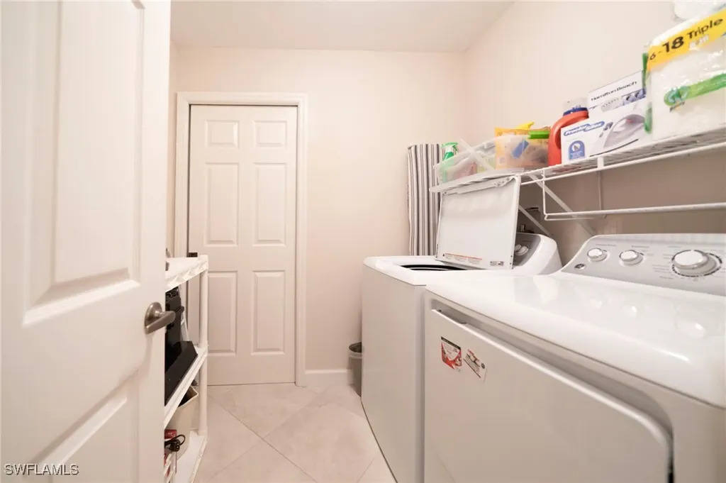 440 Wiggins Lake Court Naples FL 34110