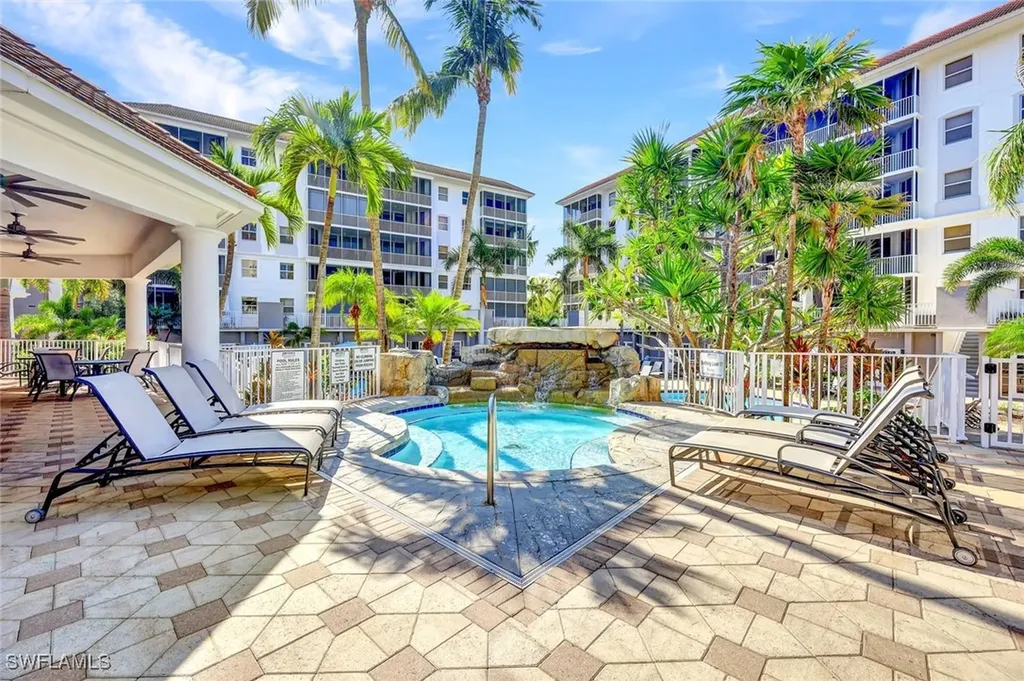410 Flagship Drive Naples FL 34108