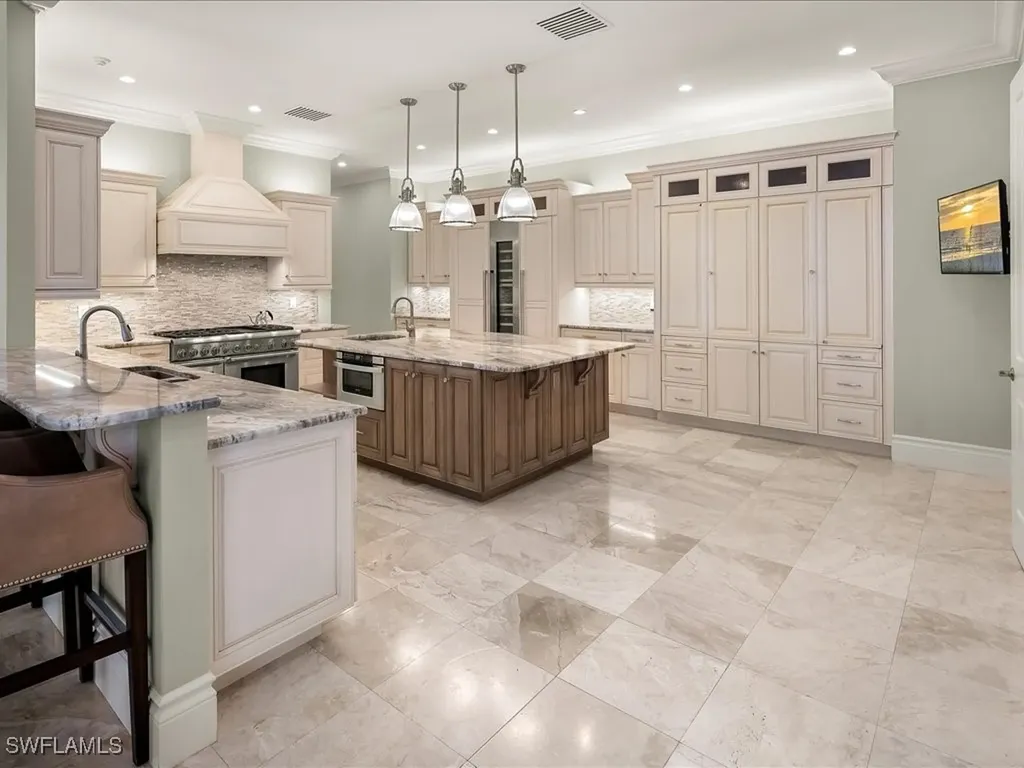 106 Eugenia Drive Naples FL 34108