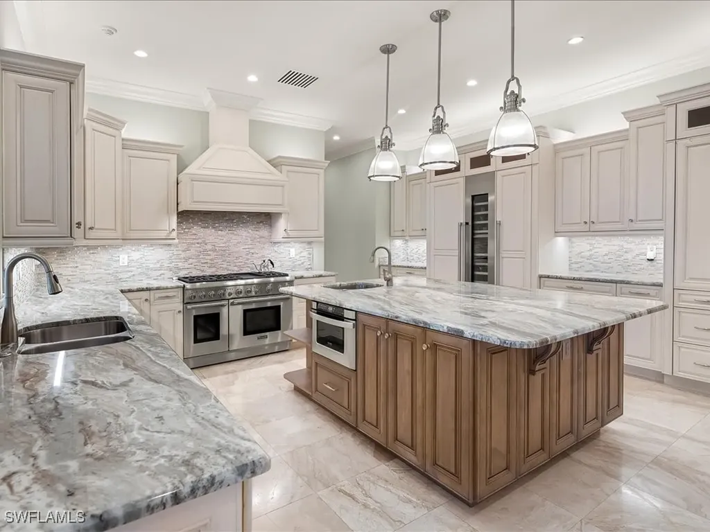 106 Eugenia Drive Naples FL 34108
