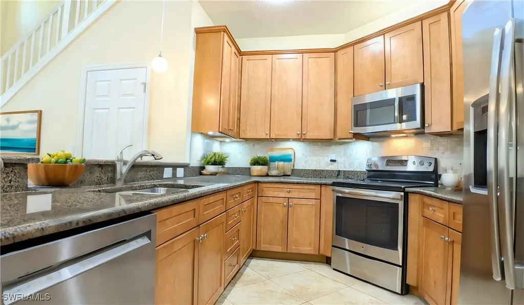 9067 Capistrano Street N Naples FL 34113