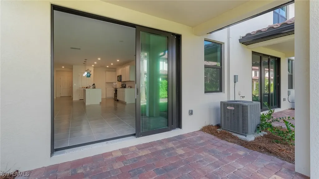 1648 Lake Jessup Circle Cape Coral FL 33909