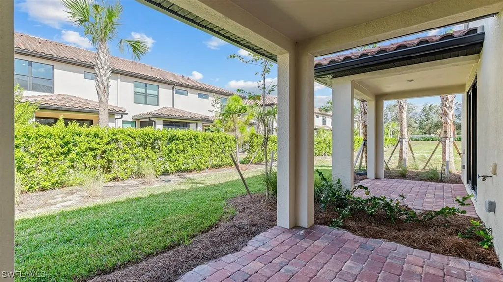 1648 Lake Jessup Circle Cape Coral FL 33909