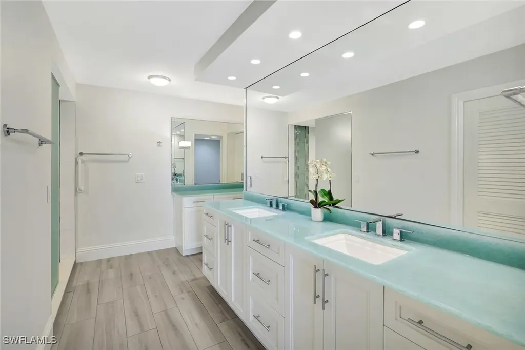 4401 Gulf Shore Boulevard N Naples FL 34103