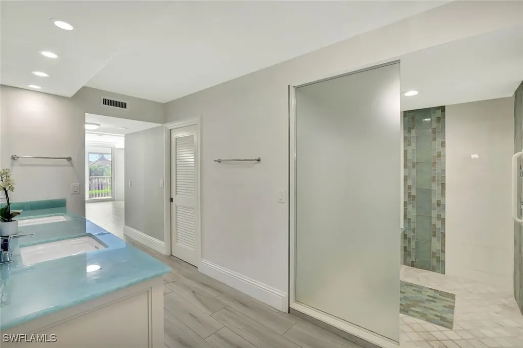 4401 Gulf Shore Boulevard N Naples FL 34103