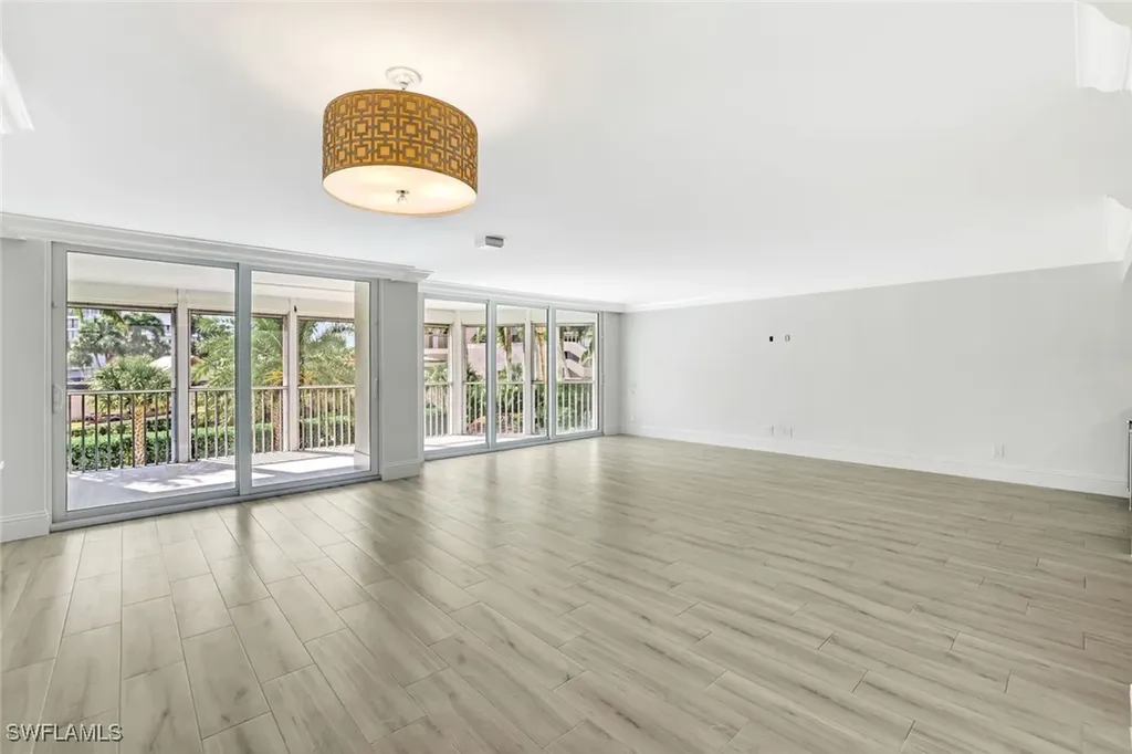 4401 Gulf Shore Boulevard N Naples FL 34103