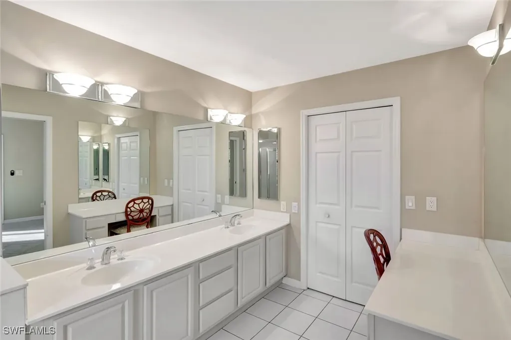 240 Via Perignon Naples FL 34119