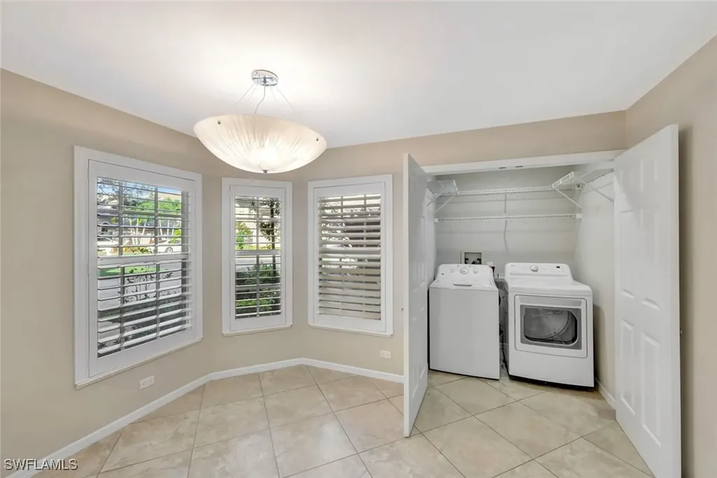 240 Via Perignon Naples FL 34119