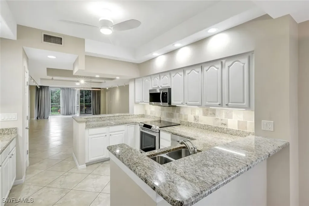 240 Via Perignon Naples FL 34119