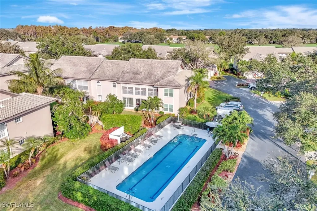 240 Via Perignon Naples FL 34119