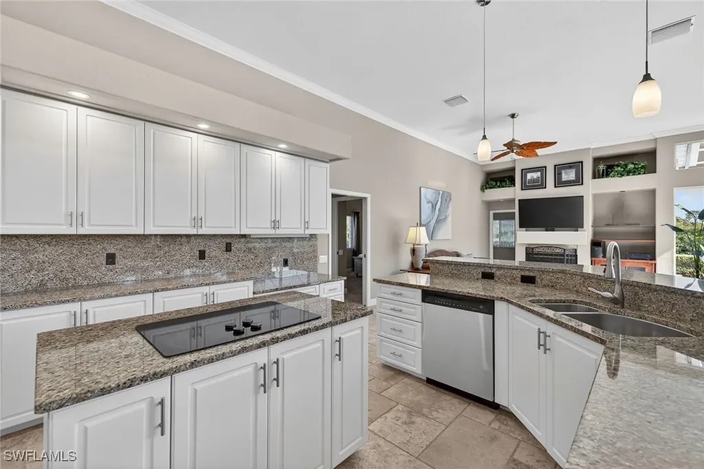 24991 Goldcrest Drive Bonita Springs FL 34134