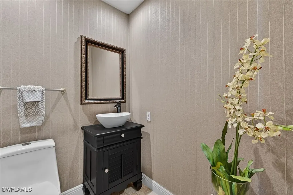 24991 Goldcrest Drive Bonita Springs FL 34134