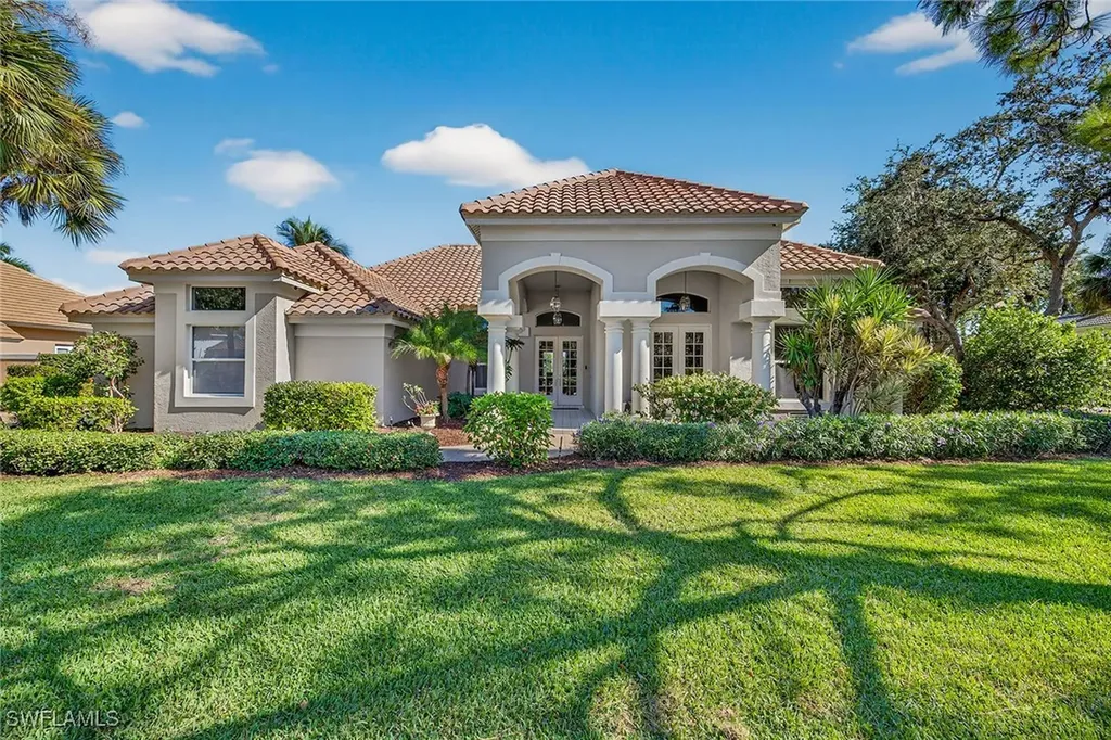 24991 Goldcrest Drive Bonita Springs FL 34134