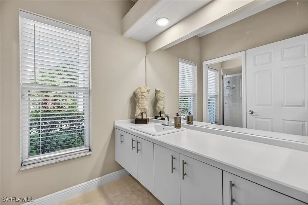 24991 Goldcrest Drive Bonita Springs FL 34134