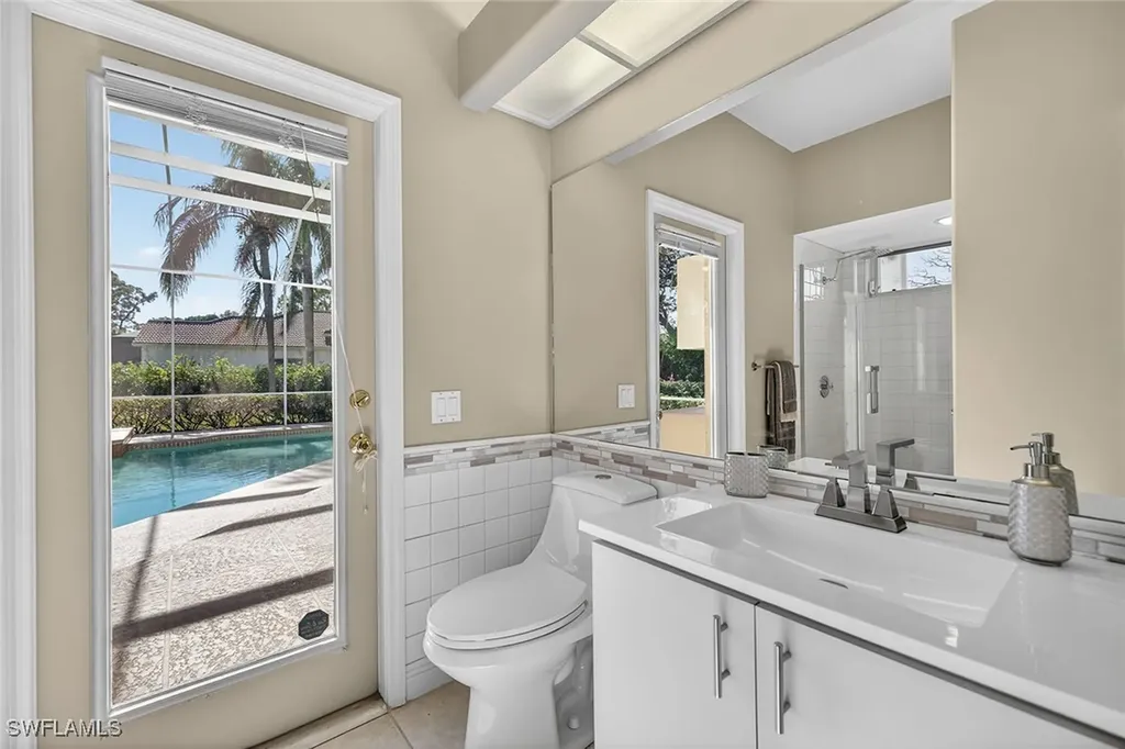 24991 Goldcrest Drive Bonita Springs FL 34134