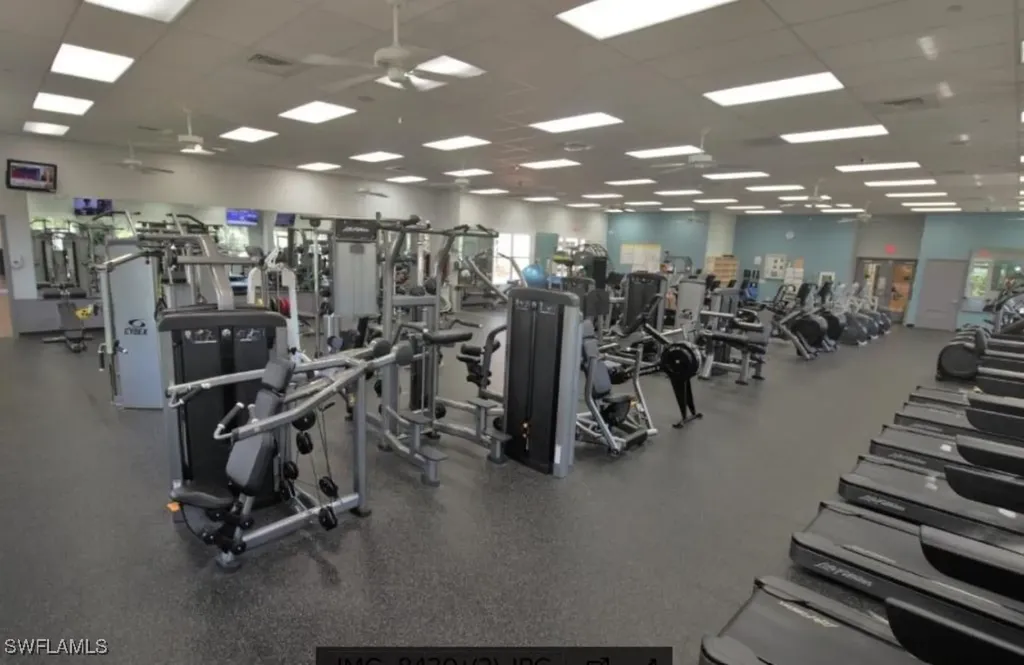 24991 Goldcrest Drive Bonita Springs FL 34134