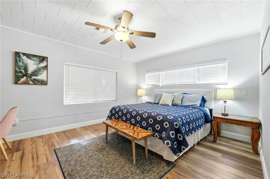 2347 Harbor Road Naples FL 34104