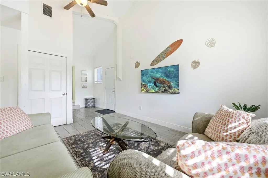 2347 Harbor Road Naples FL 34104