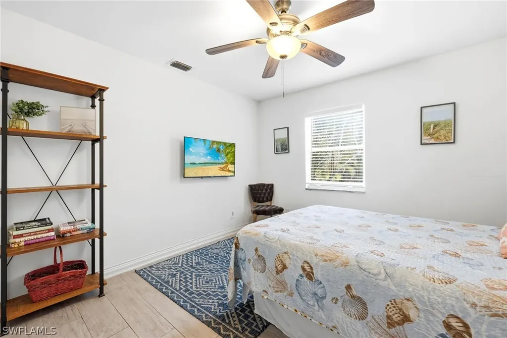 2347 Harbor Road Naples FL 34104