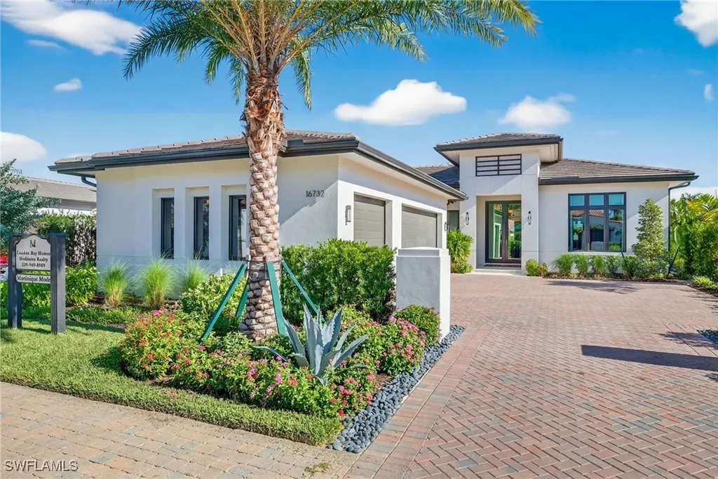 16732 Lucarno Way N Naples FL 34110