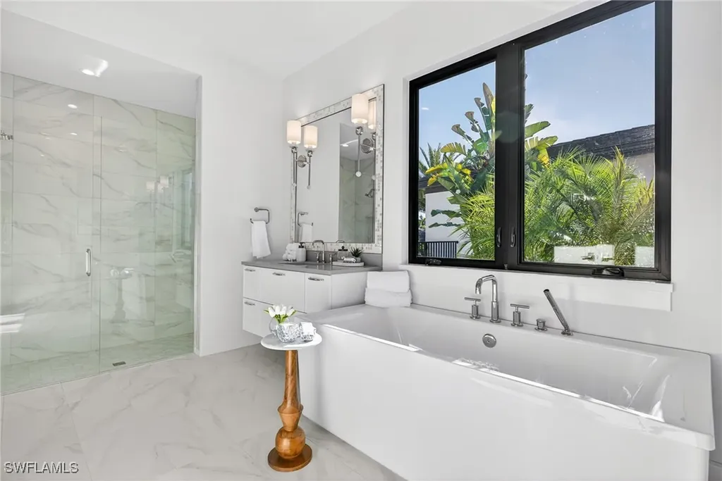 16732 Lucarno Way N Naples FL 34110