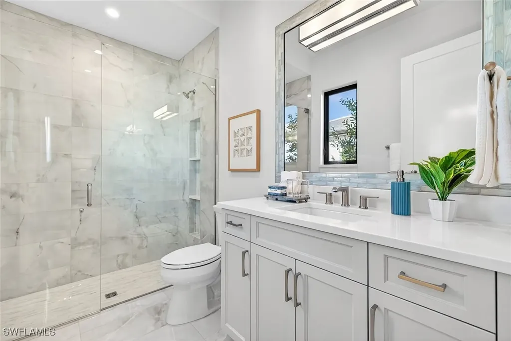 16732 Lucarno Way N Naples FL 34110