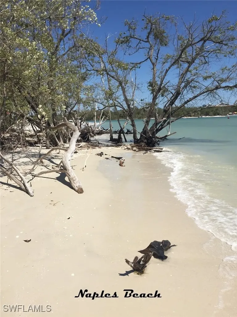 800 S Golf Drive Naples FL 34102