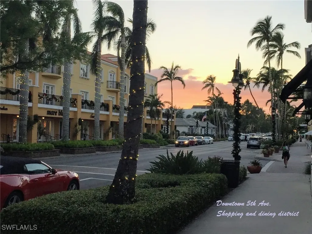 800 S Golf Drive Naples FL 34102