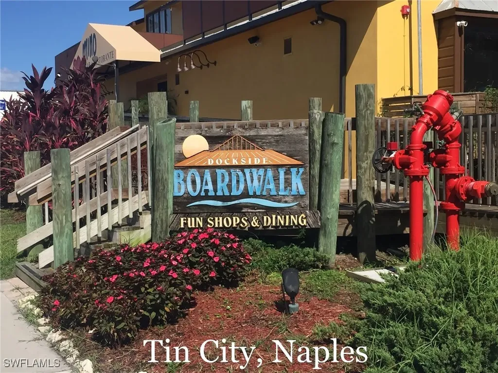 800 S Golf Drive Naples FL 34102