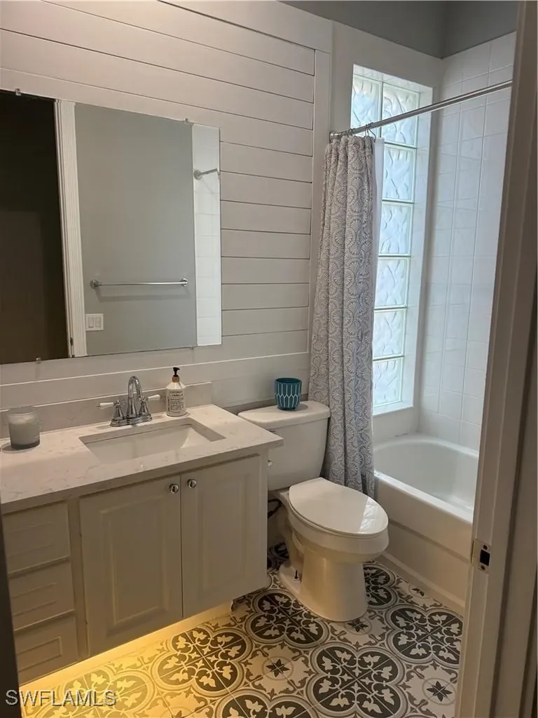 7549 Garibaldi Court Naples FL 34114