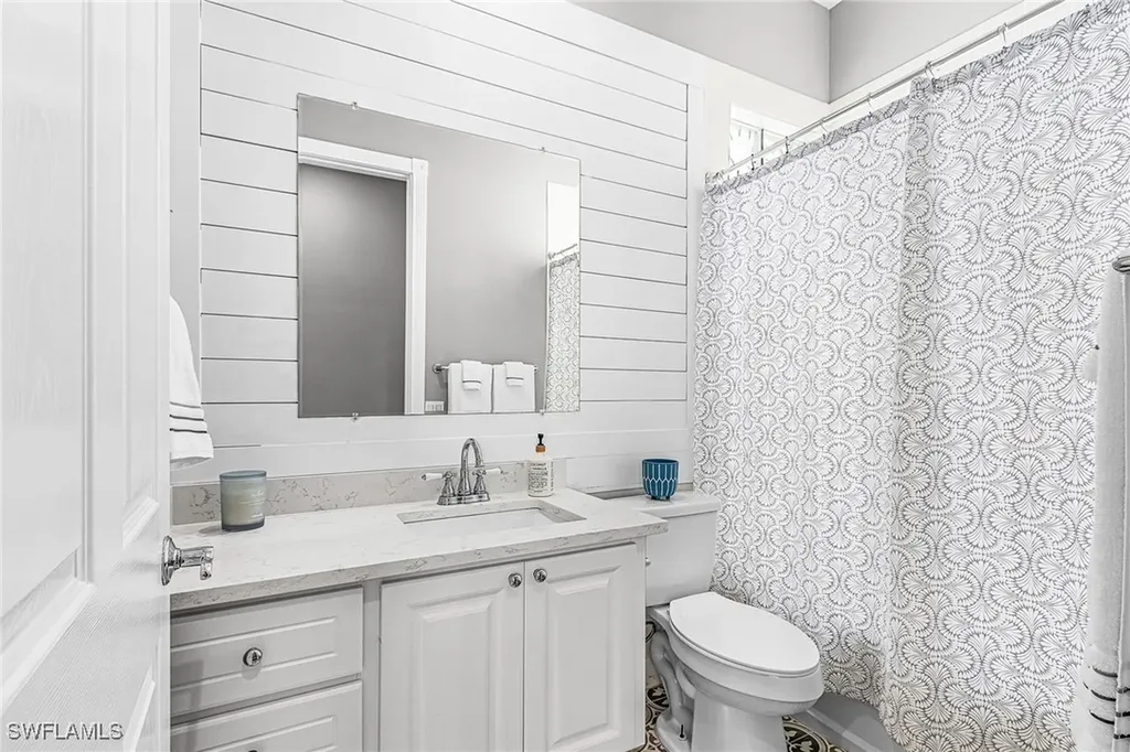 7549 Garibaldi Court Naples FL 34114