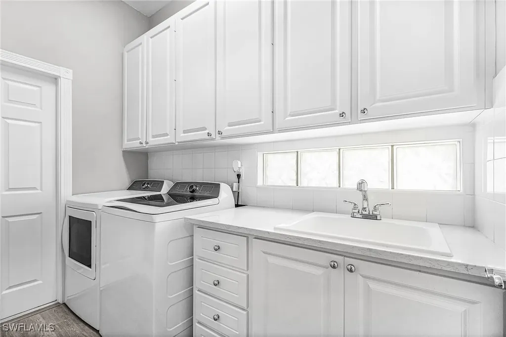 7549 Garibaldi Court Naples FL 34114