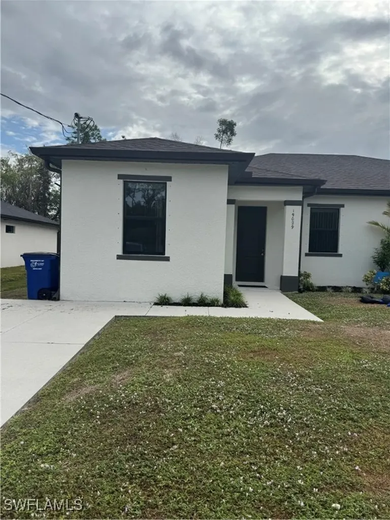 19029 Tangerine Road Fort Myers FL 33967