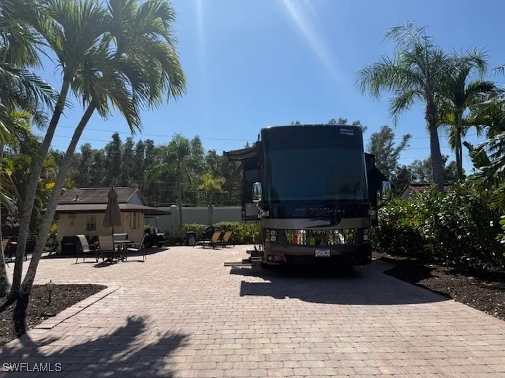 4572 Southern Breeze Drive Naples FL 34114