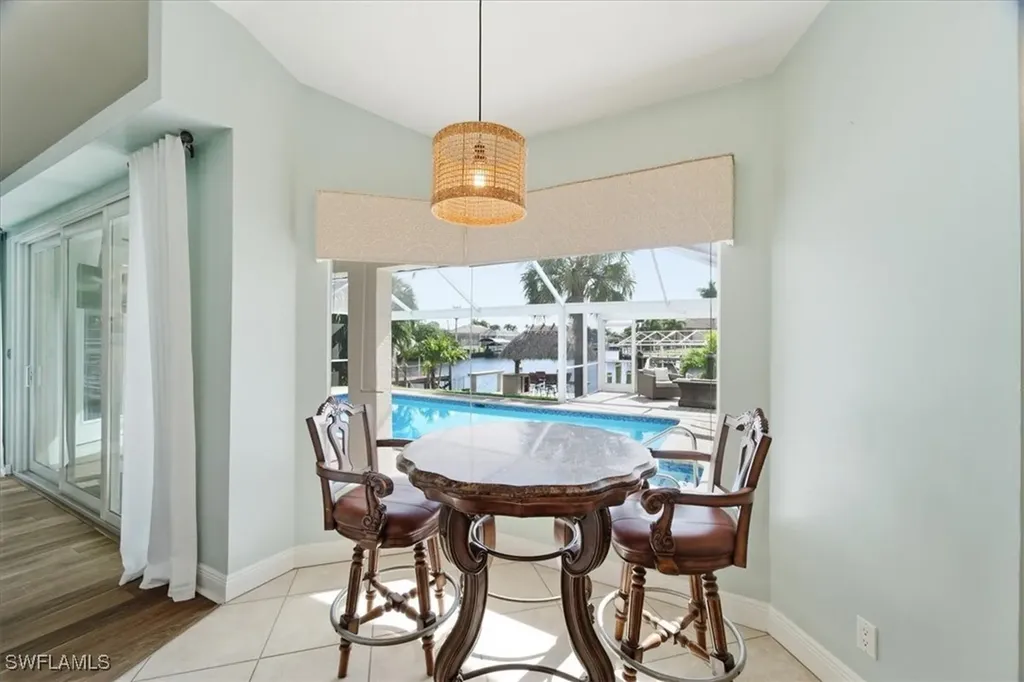 2206 Beach Parkway W Cape Coral FL 33914